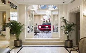 Hôtel Saint-Pétersbourg Opéra&Spa